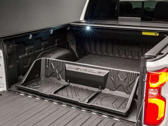 CHEVROLET-SILVERADO-5.3 V8 GASOLINA 1500 HIGH COUNTRY 4X4 AUTOMÁTICO CHEVROLET-SILVERADO-2025
