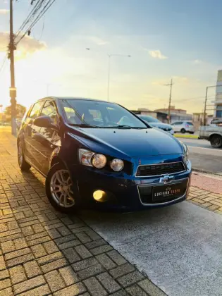 CHEVROLET SONIC 1.6 LTZ 16V FLEX 4P AUTOMÁTICO CHEVROLET SONIC 1.6 LTZ 16V FLEX 4P AUTOMÁTICO