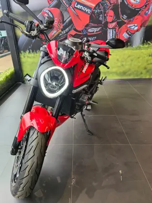 DUCATI MONSTER 937 DUCATI MONSTER 937