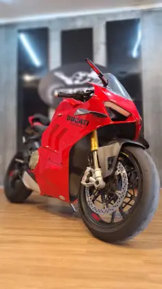DUCATI PANIGALE V4 S 
