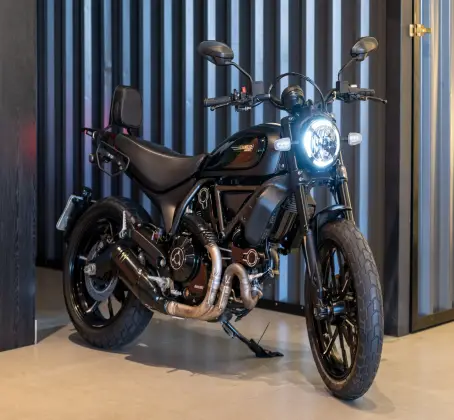 DUCATI SCRAMBLER ICON 