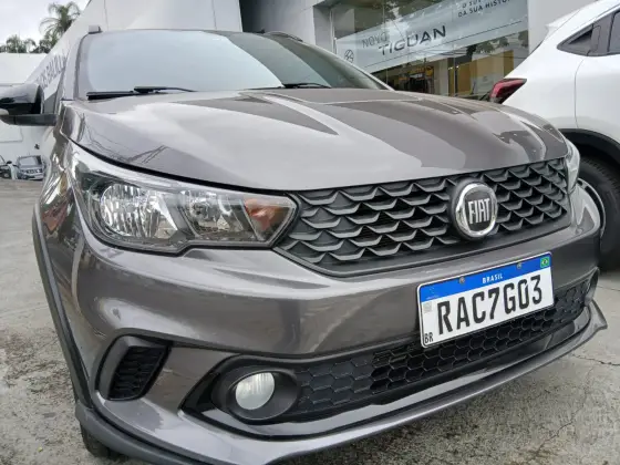 FIAT ARGO 1.8 E.TORQ FLEX TREKKING AT6 FIAT ARGO 1.8 E.TORQ FLEX TREKKING AT6