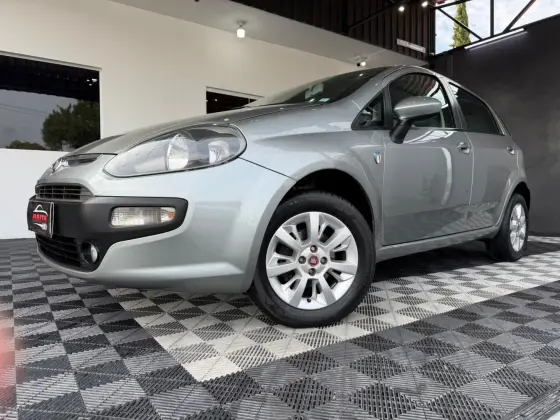FIAT PUNTO 1.4 ATTRACTIVE 8V FLEX 4P MANUAL