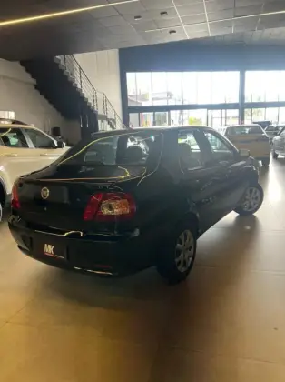 FIAT SIENA 1.0 MPI FIRE CELEBRATION 8V FLEX 4P MANUAL FIAT SIENA 1.0 MPI FIRE CELEBRATION 8V FLEX 4P MANUAL