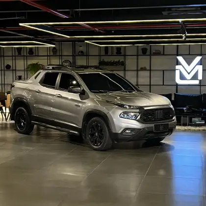 FIAT TORO 2.0 16V TURBO DIESEL ULTRA 4WD AT9 FIAT TORO 2.0 16V TURBO DIESEL ULTRA 4WD AT9