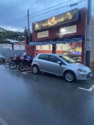 FIAT PUNTO 1.6 ESSENCE 16V FLEX 4P MANUAL