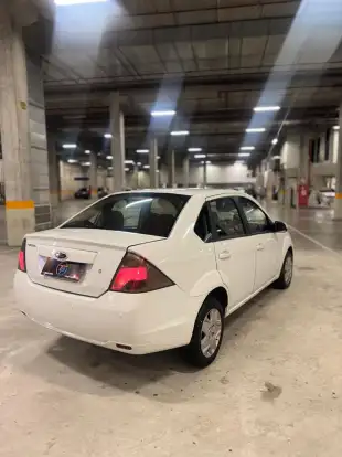 FORD-FIESTA-2014