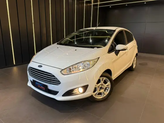 FORD FIESTA 1.6 SE HATCH 16V FLEX 4P POWERSHIFT FORD FIESTA 1.6 SE HATCH 16V FLEX 4P POWERSHIFT
