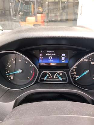 FORD-FOCUS-2015