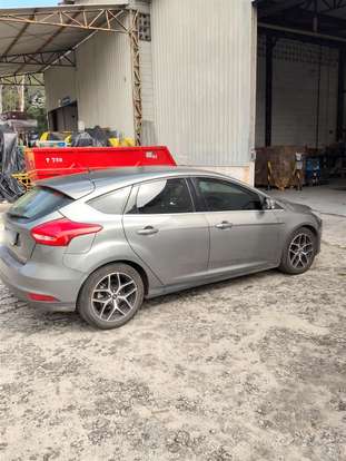 FORD-FOCUS-2015