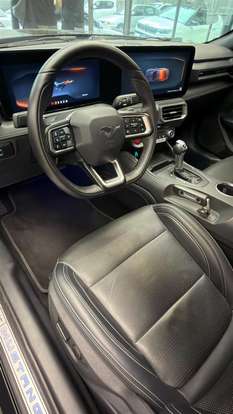 FORD-MUSTANG-2024