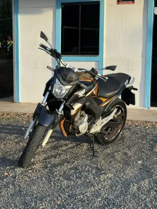 HONDA CB TWISTER 