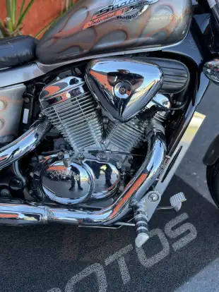 HONDA-SHADOW 600C VT-2001