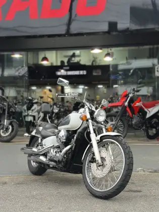 HONDA SHADOW 750 