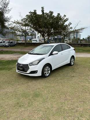 HYUNDAI-HB20S-2016