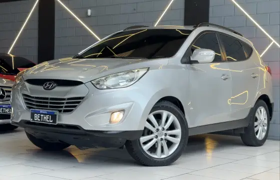 HYUNDAI IX35 2.0 MPFI GLS 4X2 16V GASOLINA 4P AUTOMÁTICO HYUNDAI IX35 2.0 MPFI GLS 4X2 16V GASOLINA 4P AUTOMÁTICO