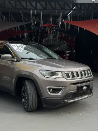 JEEP COMPASS 2.0 16V FLEX LIMITED AUTOMÁTICO JEEP COMPASS 2.0 16V FLEX LIMITED AUTOMÁTICO