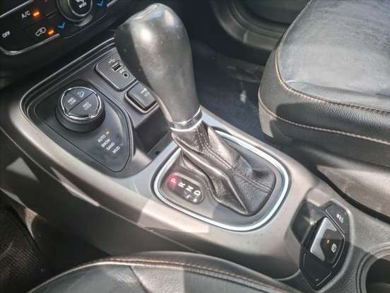 JEEP-COMPASS-2.0 16V FLEX LONGITUDE AUTOMÁTICO JEEP-COMPASS-2018