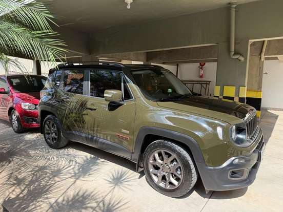 JEEP-RENEGADE-1.8 16V FLEX 75 ANOS 4P AUTOMÁTICO JEEP-RENEGADE-2016