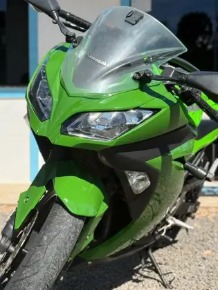 KAWASAKI NINJA 300 