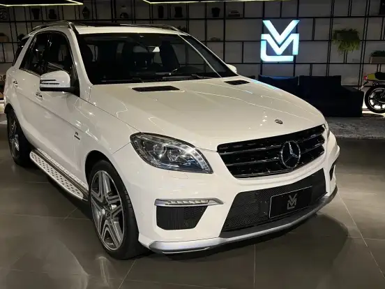 MERCEDES-BENZ-ML 63 AMG-5.5 V8 32V BITURBO GASOLINA 4P AUTOMÁTICO MERCEDES-BENZ-ML 63 AMG-2014