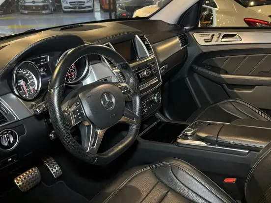 MERCEDES-BENZ-ML 63 AMG-5.5 V8 32V BITURBO GASOLINA 4P AUTOMÁTICO MERCEDES-BENZ-ML 63 AMG-2014