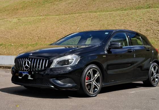 MERCEDES-BENZ CLASSE A 1.6 200 TURBO URBAN GASOLINA 4P AUTOMATIZADO