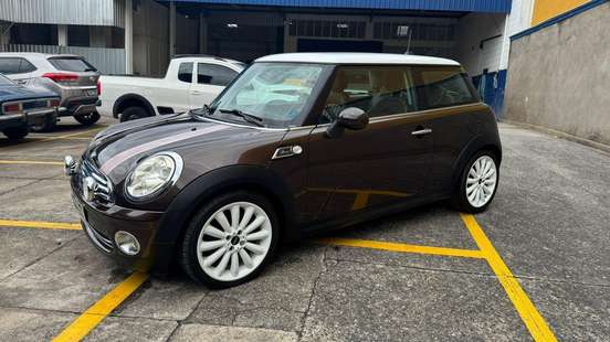 MINI-COOPER-2010