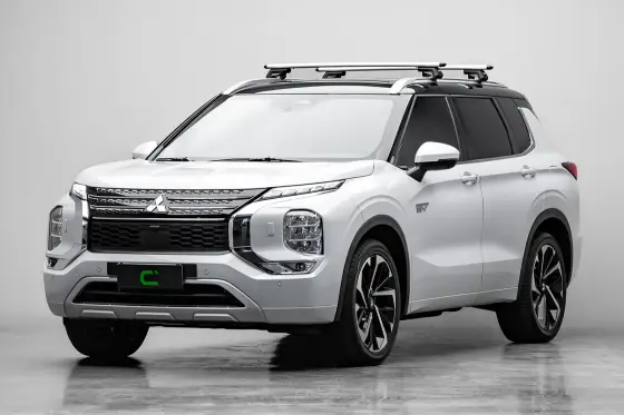 MITSUBISHI OUTLANDER 2.4 PHEV SIGNATURE S-AWC DHT