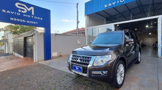 MITSUBISHI PAJERO 3.2 HPE 4X4 7 LUGARES 16V TURBO INTERCOOLER DIESEL 4P AUTOMÁTICO