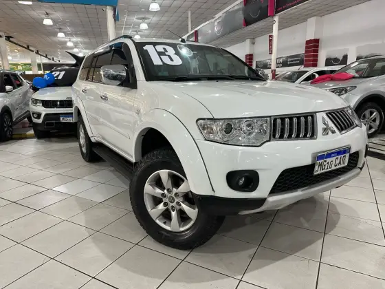 MITSUBISHI PAJERO DAKAR 3.5 HPE 7 LUGARES 4X4 V6 24V FLEX 4P AUTOMÁTICO MITSUBISHI PAJERO DAKAR 3.5 HPE 7 LUGARES 4X4 V6 24V FLEX 4P AUTOMÁTICO