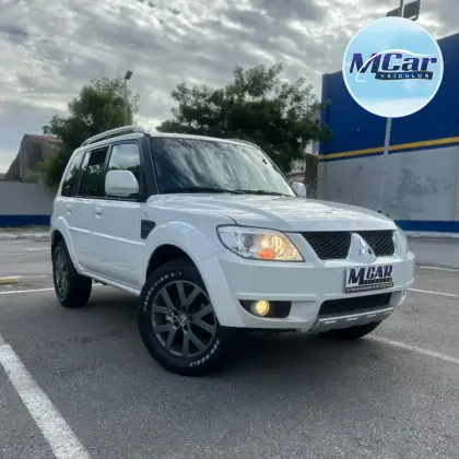 MITSUBISHI PAJERO TR4 2.0 4X2 16V 140CV FLEX 4P AUTOMÁTICO