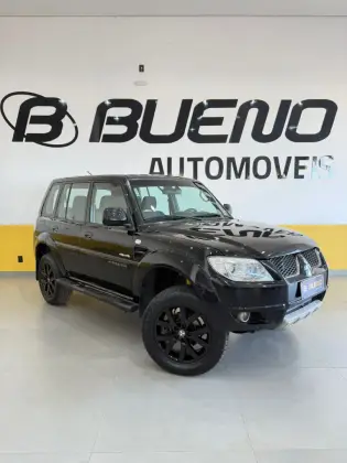 MITSUBISHI PAJERO TR4 2.0 4X4 16V 140CV FLEX 4P AUTOMÁTICO MITSUBISHI PAJERO TR4 2.0 4X4 16V 140CV FLEX 4P AUTOMÁTICO