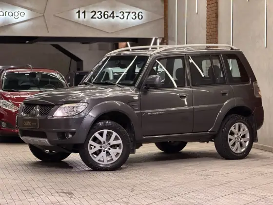 MITSUBISHI PAJERO TR4 2.0 4X4 16V 140CV FLEX 4P MANUAL