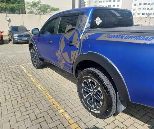 MITSUBISHI-L200 TRITON-2020