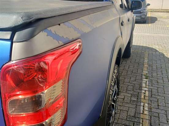 MITSUBISHI-L200 TRITON-2.4 16V TURBO DIESEL SPORT GL CD 4P 4X4 MANUAL MITSUBISHI-L200 TRITON-2020