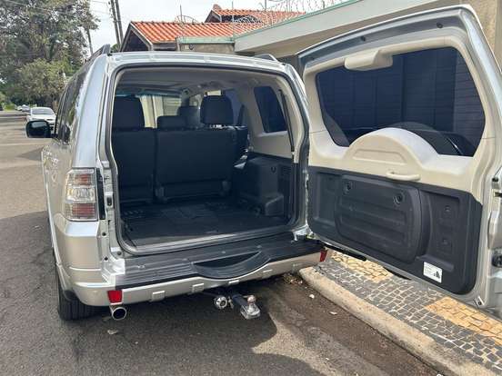 MITSUBISHI-PAJERO-2018