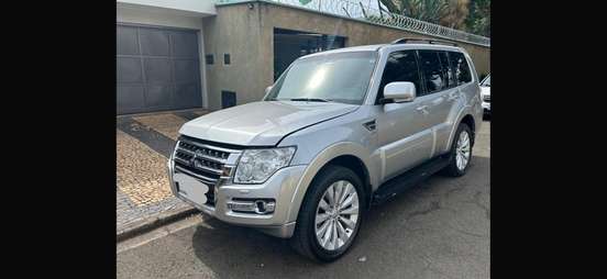 MITSUBISHI-PAJERO-2018
