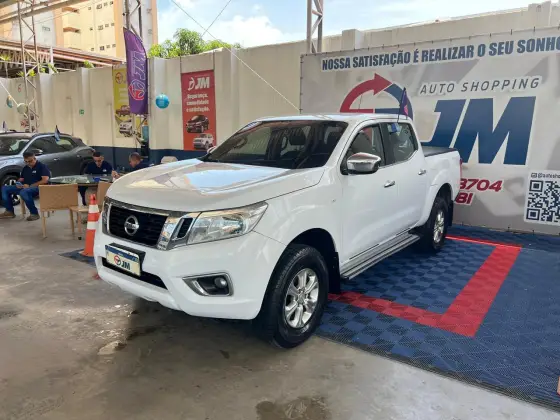 NISSAN FRONTIER 2.3 16V TURBO DIESEL SE CD 4X4 AUTOMÁTICO NISSAN FRONTIER 2.3 16V TURBO DIESEL SE CD 4X4 AUTOMÁTICO
