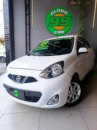 NISSAN MARCH 1.6 SV 16V FLEXSTART 4P XTRONIC