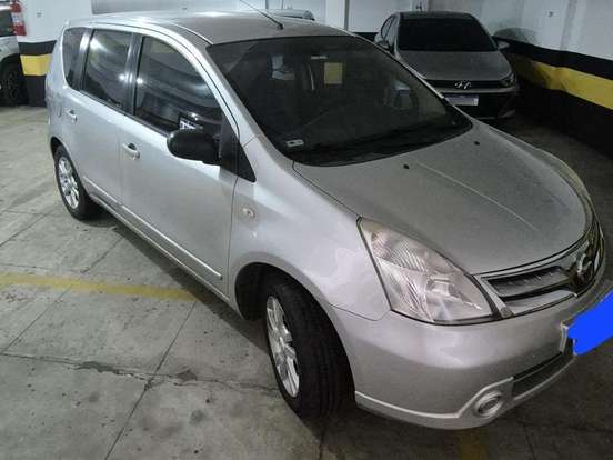 NISSAN-LIVINA-1.8 S 16V FLEX 4P AUTOMÁTICO NISSAN-LIVINA-2012