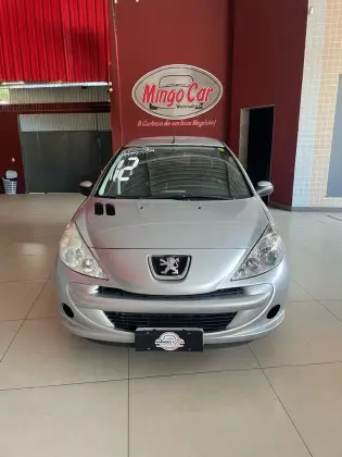 PEUGEOT 207 1.4 XR 8V FLEX 4P MANUAL PEUGEOT 207 1.4 XR 8V FLEX 4P MANUAL