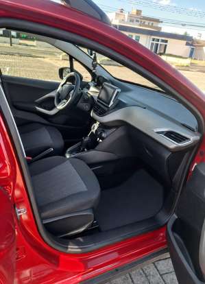 PEUGEOT-2008-2019