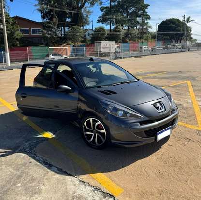 PEUGEOT-207-2011