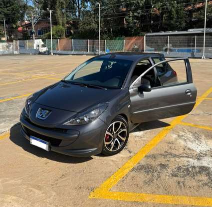 PEUGEOT-207-2011