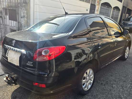 PEUGEOT-207-1.4 XR PASSION SPORT 8V FLEX 4P MANUAL PEUGEOT-207-2011