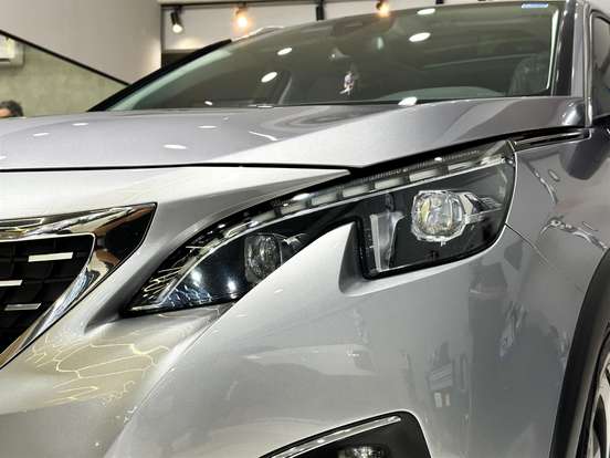 PEUGEOT-5008-1.6 GRIFFE THP 16V GASOLINA 4P AUTOMÁTICO PEUGEOT-5008-2018