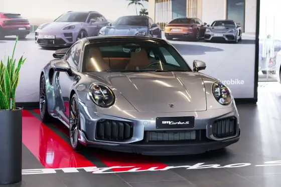 PORSCHE 911 3.6 24V H6 T-HYBRID TURBO S PDK PORSCHE 911 3.6 24V H6 T-HYBRID TURBO S PDK