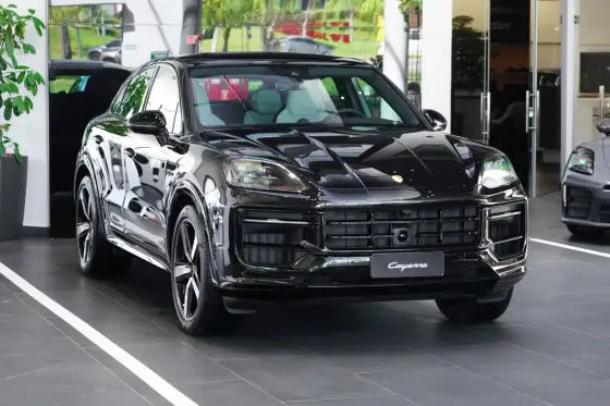 PORSCHE CAYENNE 3.0 V6 S E-HYBRID BLACK EDITION COUPÉ AWD TIPTRONIC S