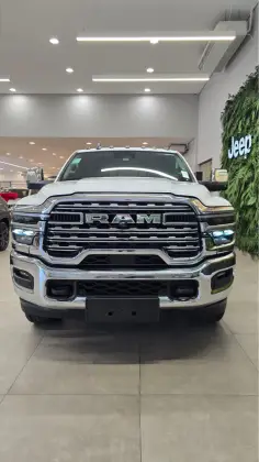 RAM 3500 6.7 I6 TURBO DIESEL LIMITED LONGHORN CD 4X4  AUTOMÁTICO